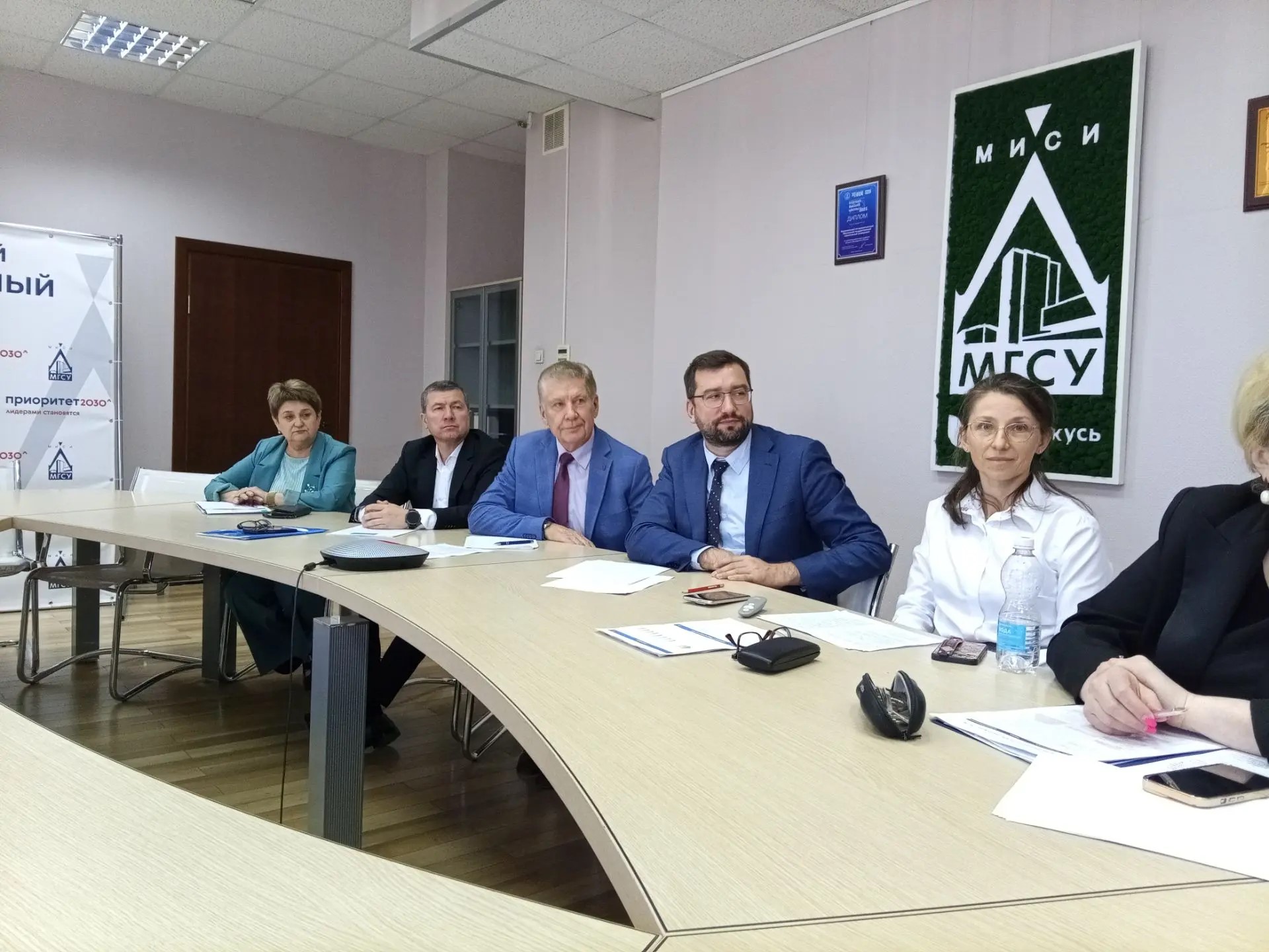 Заседание «дискуссионного клуба»